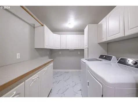 30521 Rancho Road Lebanon OR 97355