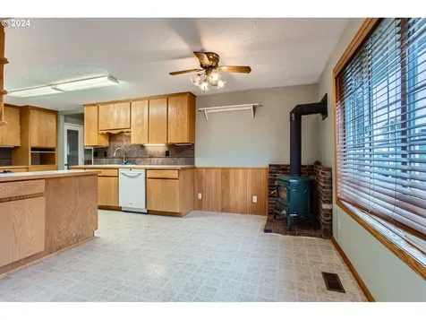 30940 NW Claxtar Street North Plains OR 97133