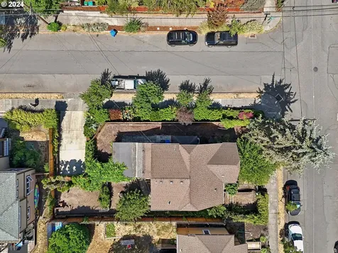 5273 Ne 23rd Avenue Portland OR 97211