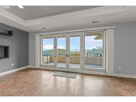 1518 NE Vista Fe Court Roseburg OR 97470