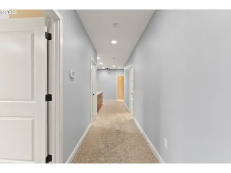 1518 NE Vista Fe Court Roseburg OR 97470