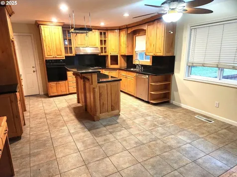 202 NW 179th Street Ridgefield WA 98642