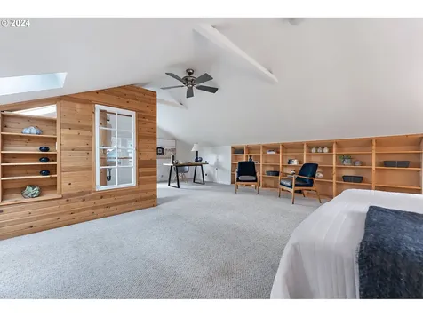5844 NE 32nd Place Portland OR 97211