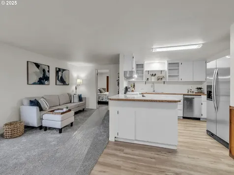 184 Greenwood Drive Jefferson OR 97352