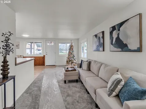 184 Greenwood Drive Jefferson OR 97352