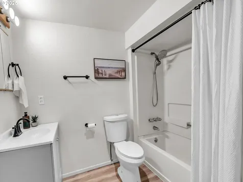 184 Greenwood Drive Jefferson OR 97352
