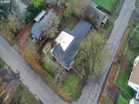 184 Greenwood Drive Jefferson OR 97352