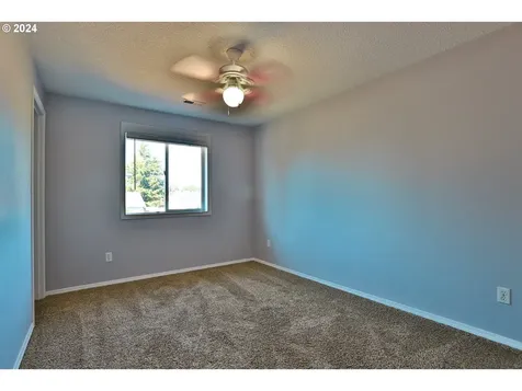 504 NW 14th Street Battle Ground WA 98604