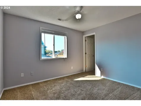 504 NW 14th Street Battle Ground WA 98604