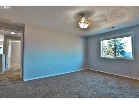 504 NW 14th Street Battle Ground WA 98604