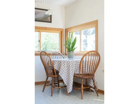 1825 Se 55th Avenue Portland OR 97215