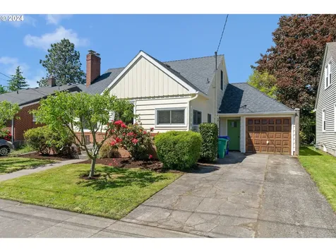 1825 Se 55th Avenue Portland OR 97215