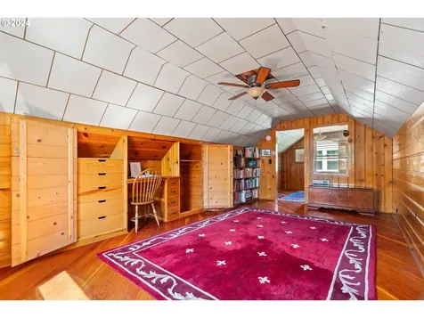 1825 Se 55th Avenue Portland OR 97215