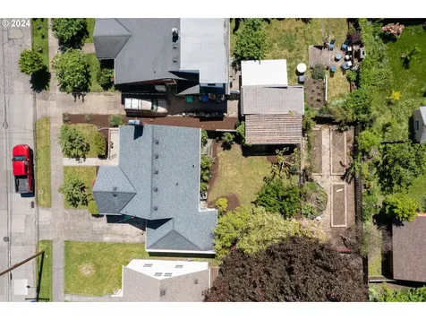 1825 Se 55th Avenue Portland OR 97215