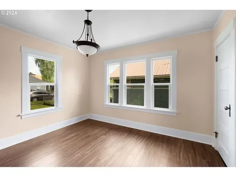 502 16th Avenue Longview WA 98632