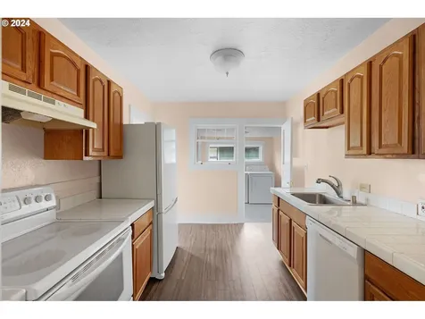 502 16th Avenue Longview WA 98632