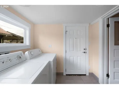 502 16th Avenue Longview WA 98632