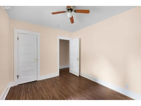 502 16th Avenue Longview WA 98632