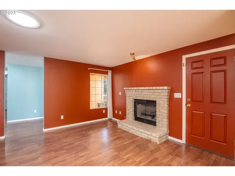 1143 S 44th Street Springfield OR 97478