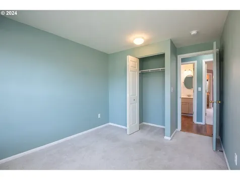 1143 S 44th Street Springfield OR 97478