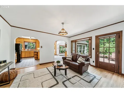 3060 Glenmorrie Drive Lake Oswego OR 97034