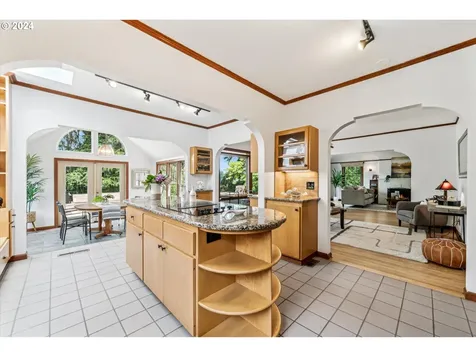 3060 Glenmorrie Drive Lake Oswego OR 97034