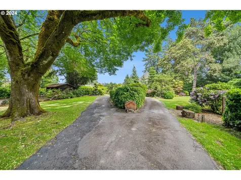 3060 Glenmorrie Drive Lake Oswego OR 97034