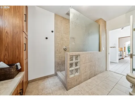 3060 Glenmorrie Drive Lake Oswego OR 97034