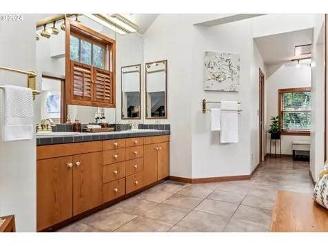 3060 Glenmorrie Drive Lake Oswego OR 97034