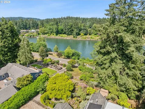 3060 Glenmorrie Drive Lake Oswego OR 97034