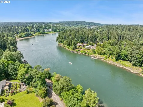 3060 Glenmorrie Drive Lake Oswego OR 97034