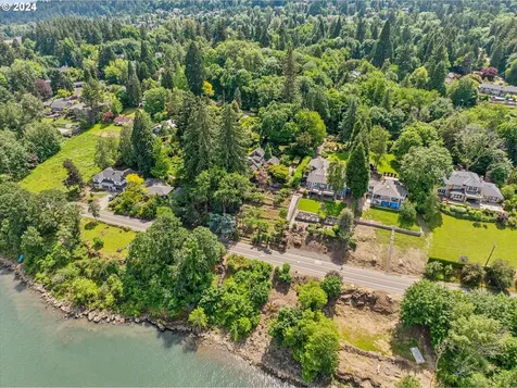 3060 Glenmorrie Drive Lake Oswego OR 97034