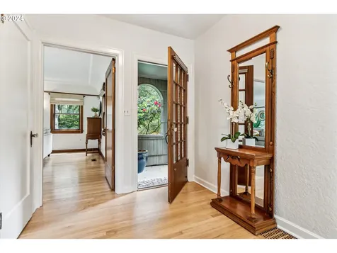 3060 Glenmorrie Drive Lake Oswego OR 97034