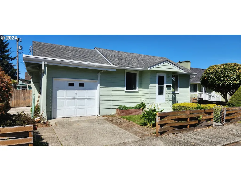 2163 Alder Avenue Reedsport OR 97467