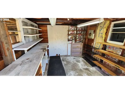 2163 Alder Avenue Reedsport OR 97467