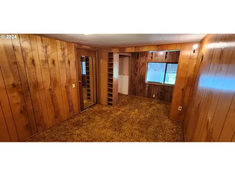 2163 Alder Avenue Reedsport OR 97467