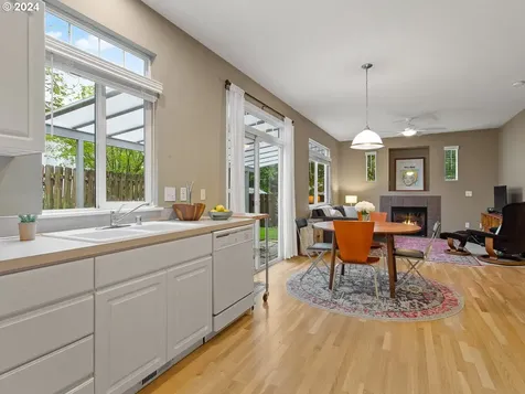 19615 Se 30th Way Camas WA 98607