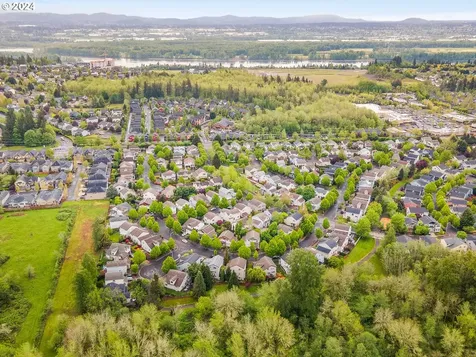 19615 Se 30th Way Camas WA 98607