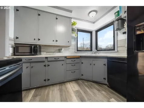 3717 G Street Vancouver WA 98663