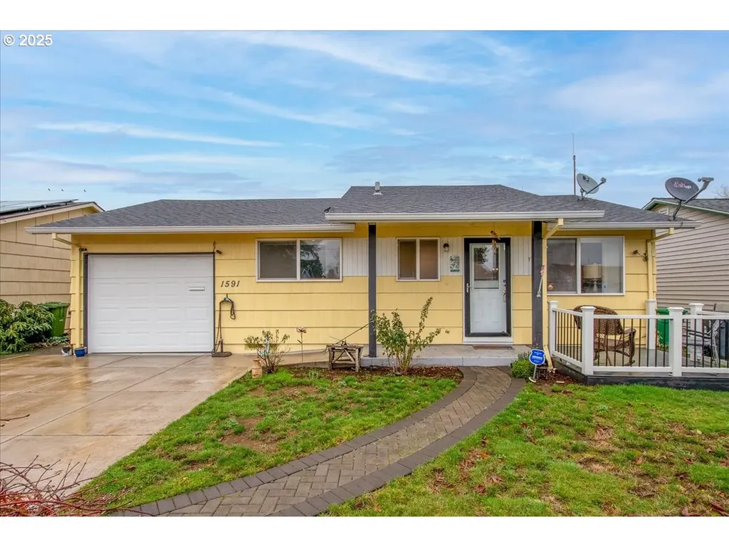 1591 Rainier Road Woodburn OR 97071