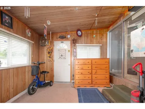 1591 Rainier Road Woodburn OR 97071
