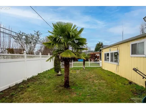 1591 Rainier Road Woodburn OR 97071
