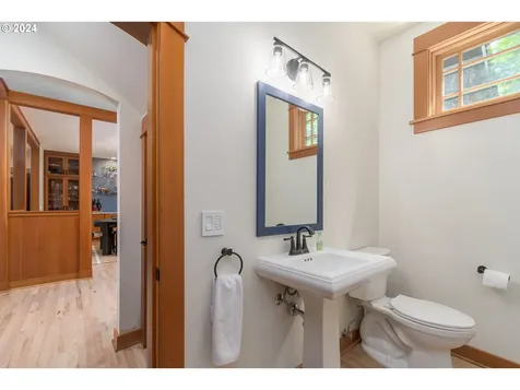 32776 Redtail Lane Eugene OR 97405