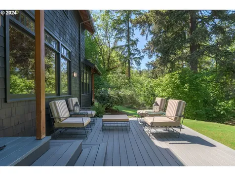32776 Redtail Lane Eugene OR 97405