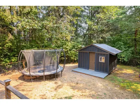 32776 Redtail Lane Eugene OR 97405