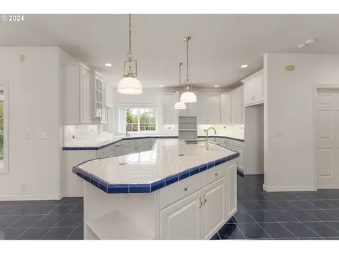 100 Strauss Avenue Winchester OR 97495
