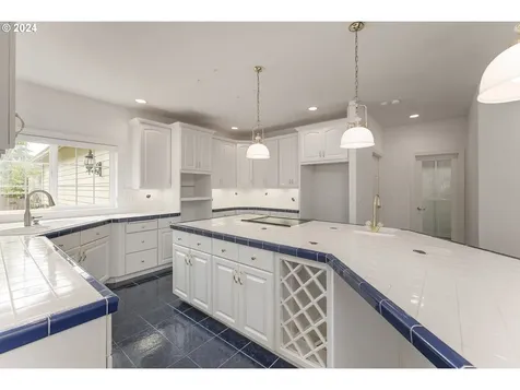 100 Strauss Avenue Winchester OR 97495