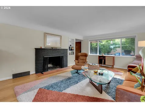 7307 NE Mallory Avenue Portland OR 97211