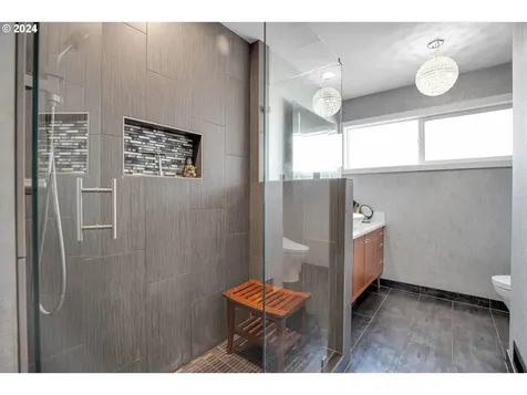 7307 NE Mallory Avenue Portland OR 97211