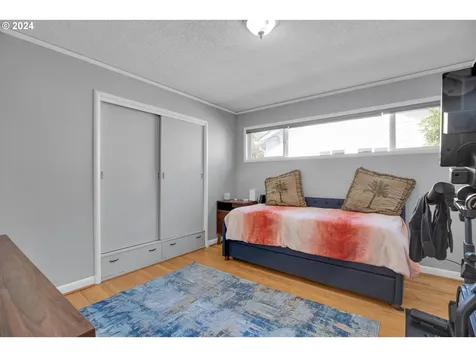 7307 NE Mallory Avenue Portland OR 97211